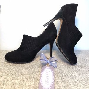 Cole Haan Nike Air Stiletto Suede Bootie sz6.5